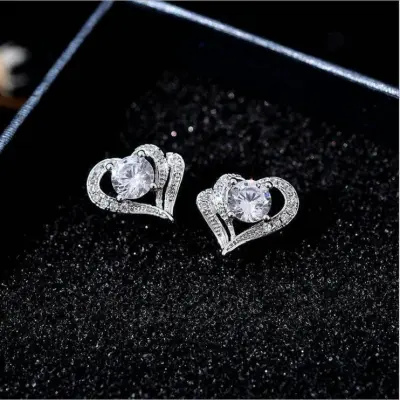 Temperament Heart Shape Rhinestone Artificial Diamond Stud Earrings