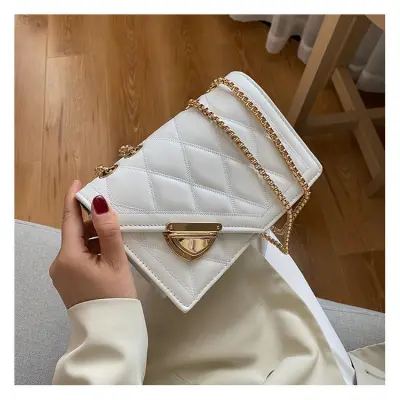 Women Vintage Chain Clamshell Quilted Crossbody Bag Small Square