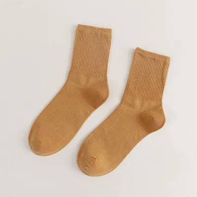 Women Spring Simple Solid Color Breathable Cotton Mid-Calf Socks