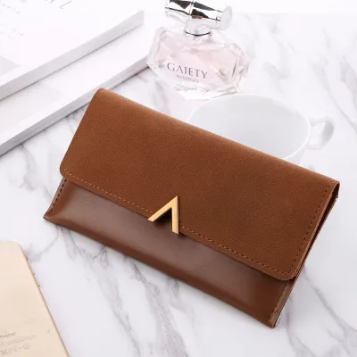 Women Clamshell Color Blocking Frosted PU Leather Purse with Magnetic Buckle