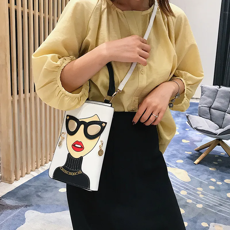 Women's Cartoon Graphic Pattern PU Shoulder Bag with Zipper Closure
