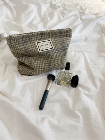 Plaid Contrast Color Large Capacity Cosmetic Bag
