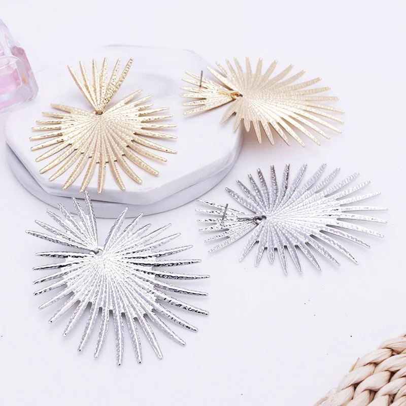 Punk Exaggerated Geometric Alloy Stud Earrings