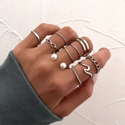 Creative Irregular Geometric Twist Hollow Design Pearl Decoration Alloy Ring Set