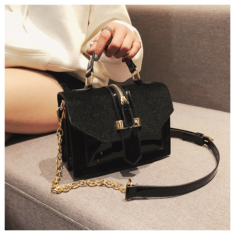 Wholesale Leopard Print Women Vintage Chain Design Shoulder