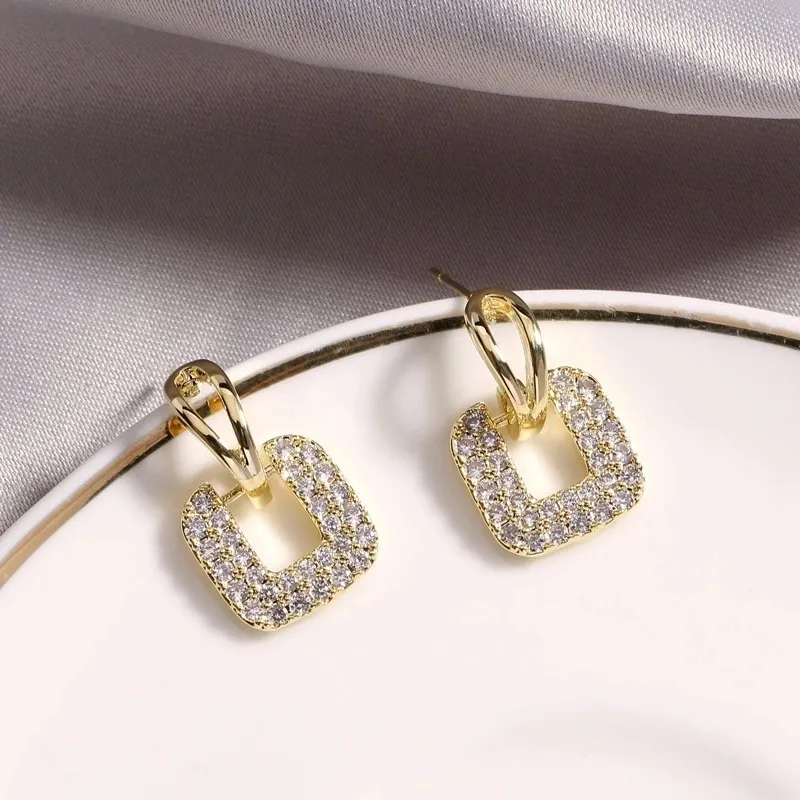 Elegant Simple Geometric Rhinestone Alloy Stud Earrings for Women