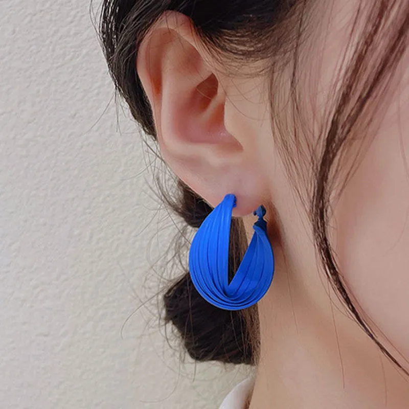 Exaggerated Geometric Twist Design Alloy Hoop Earrings for Women