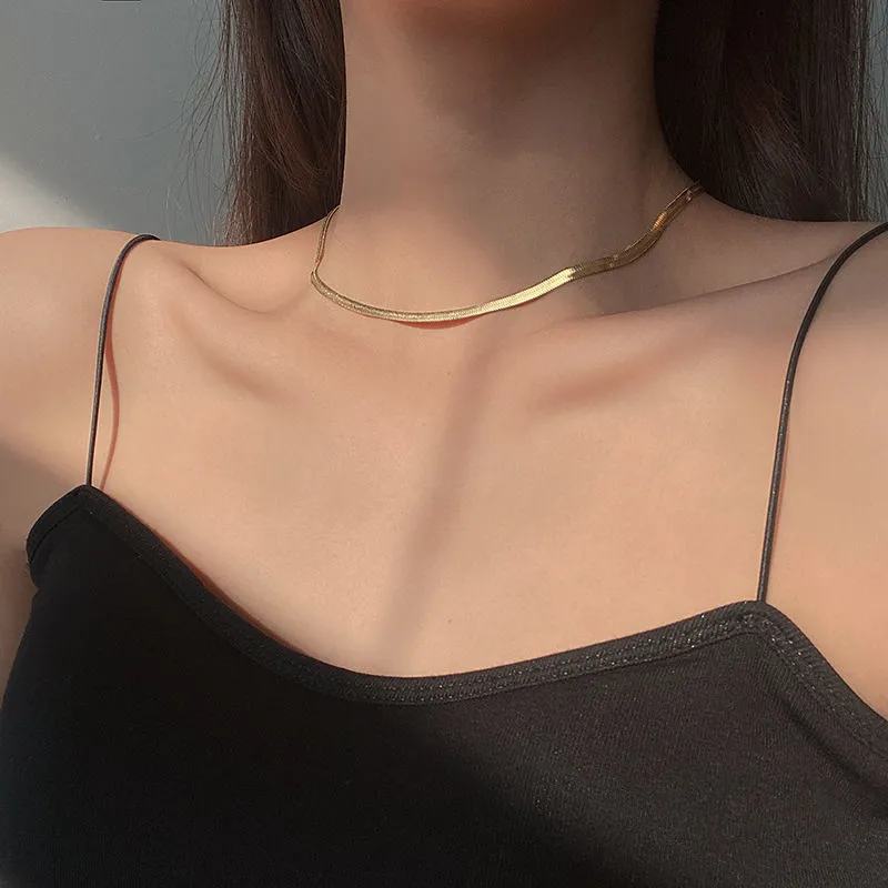 Simple Elegant Women's Geometric Plaid Alloy Multilayer Necklace
