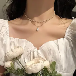 Elegant Pearl Pendant Geometric Multilayer Necklace for Women