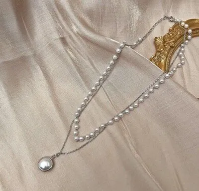 Elegant Pearl Pendant Geometric Multilayer Necklace for Women