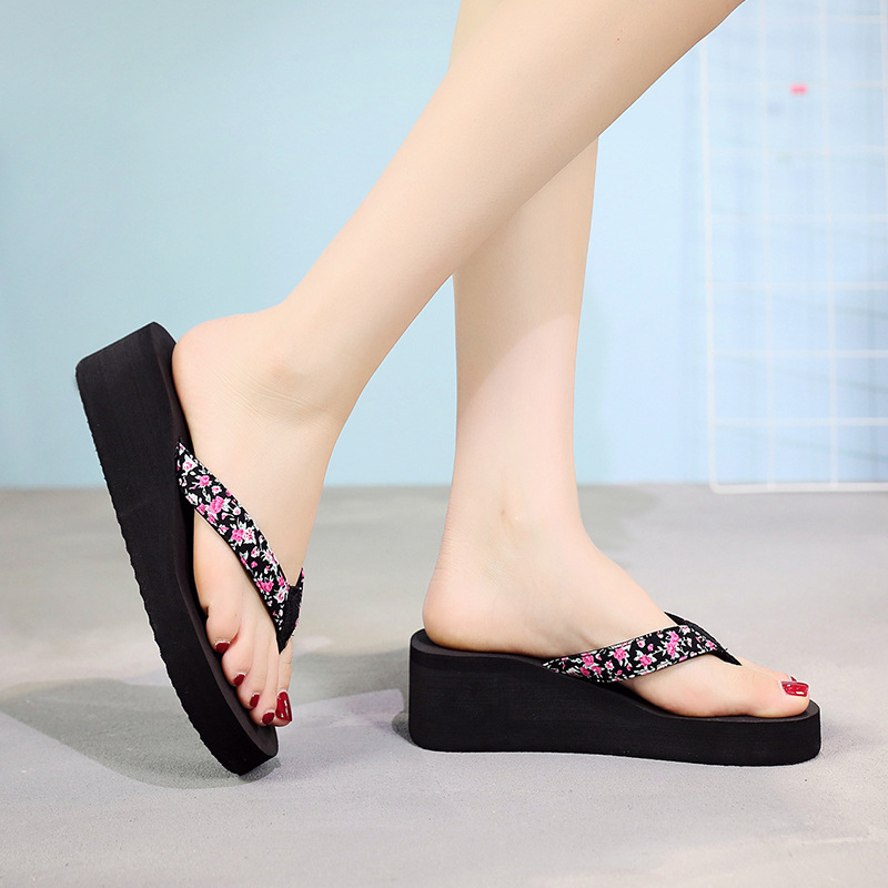Wholesale Summer Fashion Small Floral Pattern EVA Flip-Flops Women Wedge  Heels Platform Beach Slippers