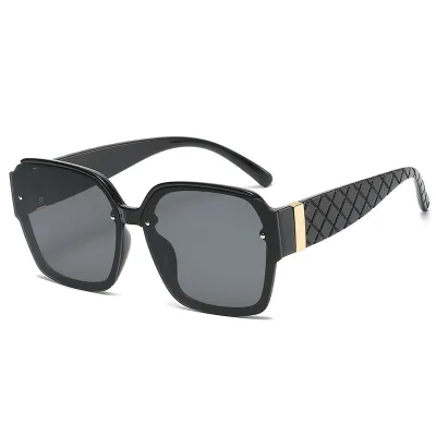 Women Vintage Large Frame Gradient Lens Sunglasses