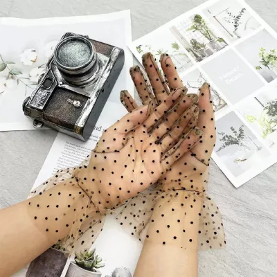 Women Elegant Lace Polka Dot Mesh Knitted Gloves