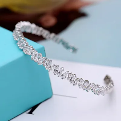 Exquisite Women Irregular Zircon Decor Fashion Brass Cuff Bangle