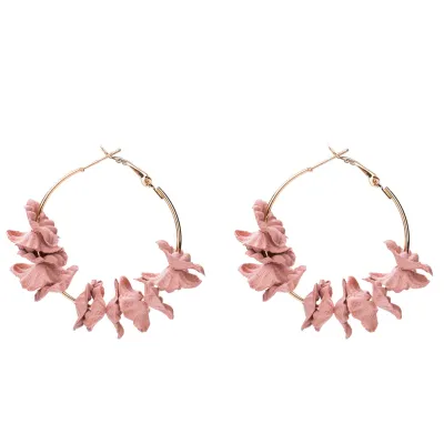 Young Women Simple Flower Hoop Earrings