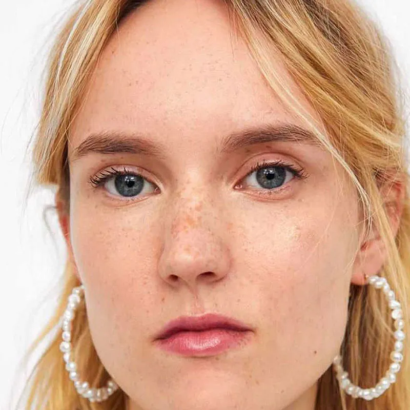 New Women Irregular C-shaped Beaded Earrings Fashion Alloy Jewelry