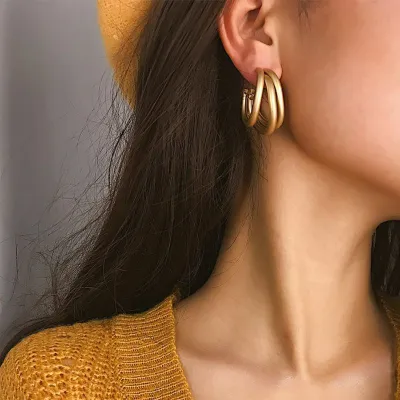 Retro Simple C-shape Geometric Hoop Earrings for Women
