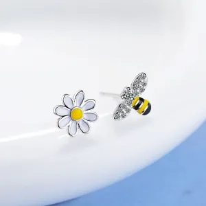 Asymmetrical Bee Sunflower Pattern Women's Copper Stud Earrings