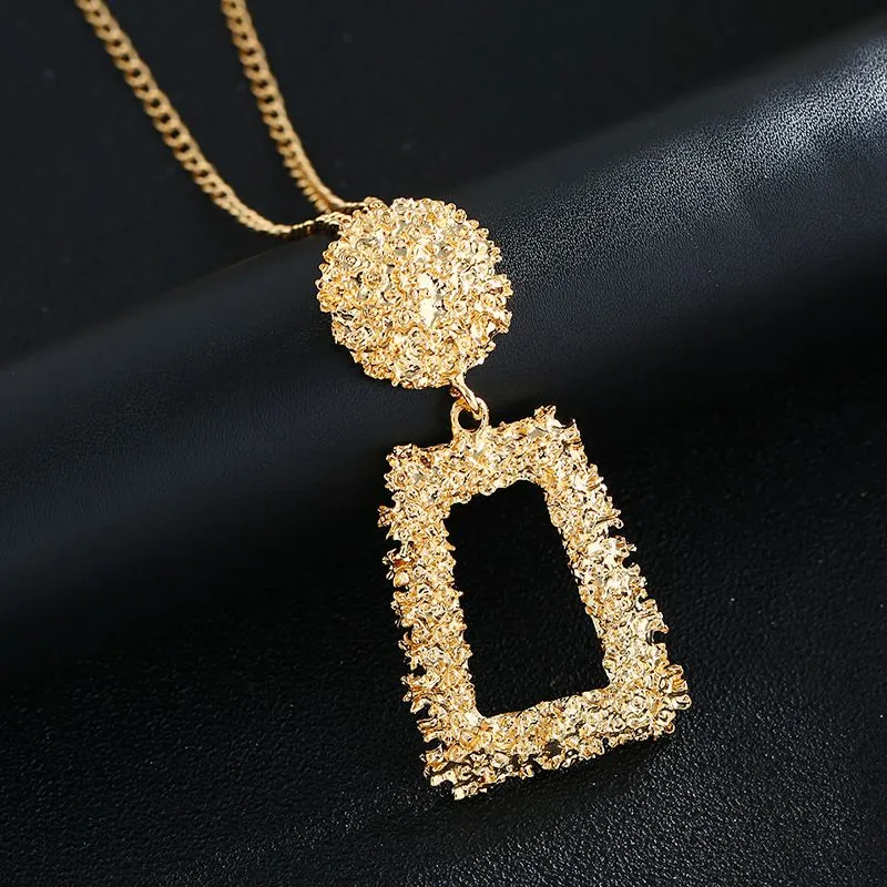 Geometric Bright Color Alloy Pendant Necklace