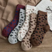 Women Spring Simple Solid Color Breathable Cotton Socks