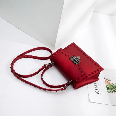 20*8*14cm Women Fashion Matte Surface Rivet Design Solid Color PVC Crossbody Bag with Lock Closure