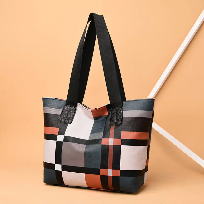 Women Leisure Contrast Plaid Pattern PU Shoulder Tote Bag