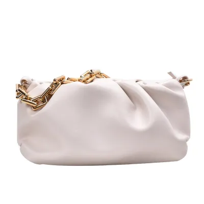 Women's Creative Cloud Design Chunky Chain PU Shoulder Bag
