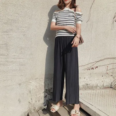 M-L Women Solid Color Wide-leg Pleated Chiffon Trousers