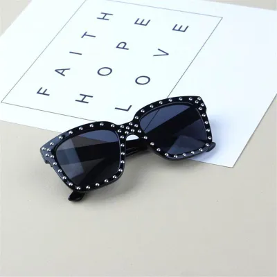Fashion Kids Baby Boy Girl Rivet Design Square Sunglasses Plastic Frame PC Lens