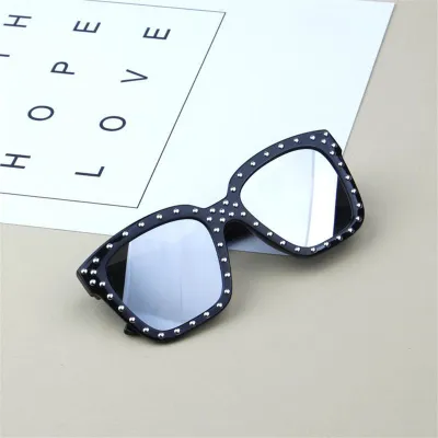 Fashion Kids Baby Boy Girl Rivet Design Square Sunglasses Plastic Frame PC Lens