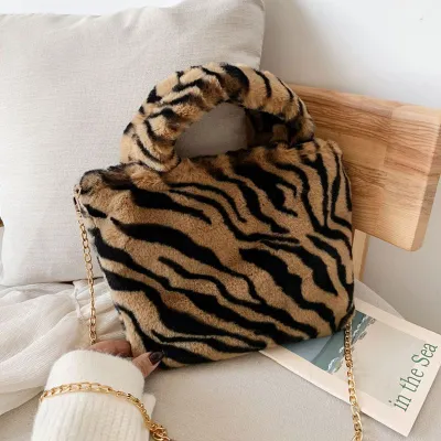 Luxury Leopard Print Fluffy Handle Bag for Women