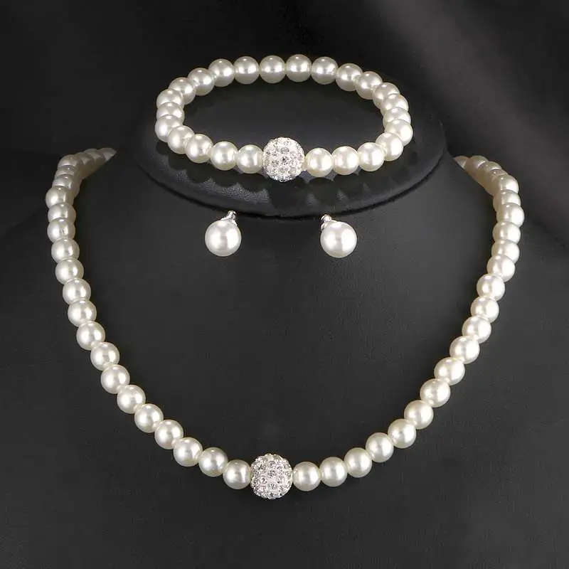 Elegant Women's Rhinestone and Faux Pearl Jewelry Set Simple Alloy Necklace and Earrings Set