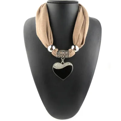 Women Engagement Love Heart Alloy Pendant Polyester Scarf Necklace