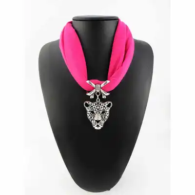 Lady Unique Leopard Alloy Pendant Polyester Scarf Necklace