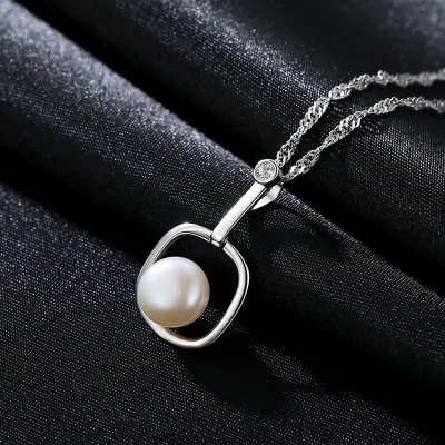 Women Trendy Geometric Pattern Sterling Silver Freshwater Pearl Necklace