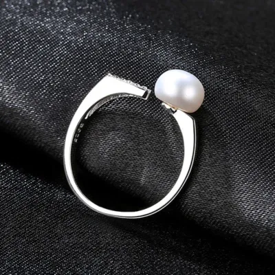 Fashion Geometry Design Luxury Sterling Silver Freshwater Zircon Ring