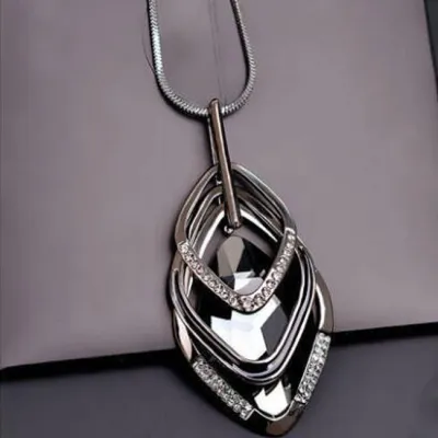 Geometric Pattern Rhinestone Alloy Statement Necklace Bamboo Chain Women