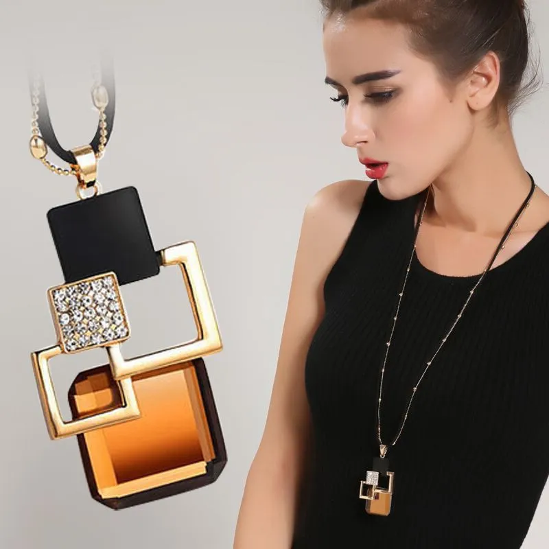 Geometric Plaid Pendant Necklace for Women Alloy Crystal Ball Chain
