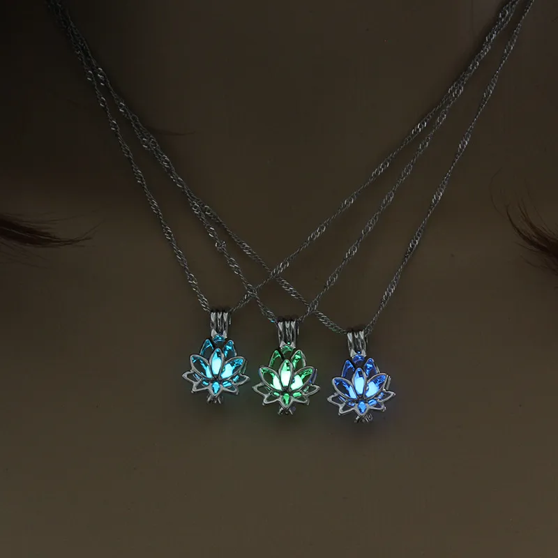 Glowing Lotus Flower Shaped Pendant Necklace for Women Alloy Water Wave Chain Luminous