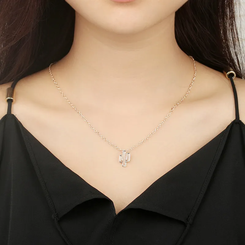 Simple Creative Cactus Decor Women Alloy Choker Necklace