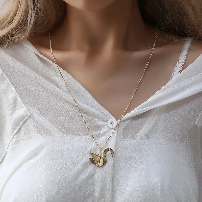 Creative Bird Pendant Design Alloy Water Wave Chain Necklace