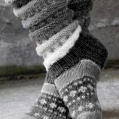 Autumn And Winter Warm Color Matching Knitted Wool Socks