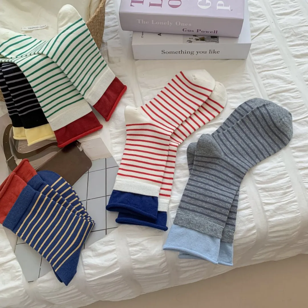 Women Fashion Autumn Stripe Contrast Breathable Cotton Tube Socks