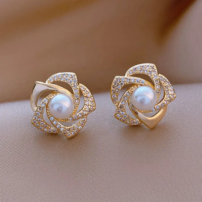 Women Fashion Elegant Zircon Imitation Pearl Floral Earrings 14K Gold