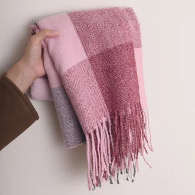 Women Autumn Winter Fashion Commuter Contrast Color Cashmerelike Tassel Scarf