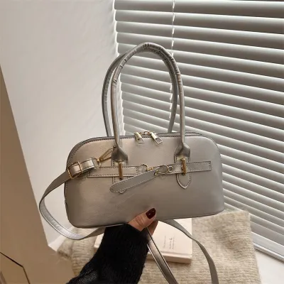 Retro Women Autumn Winter Fashionable Solid Pu Shell Underarm Bag
