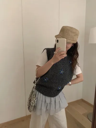 Women Elegant Autumn Jacquard Sleeveless Loose Knitted Vest