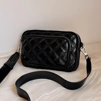 Women Fashion Casual Solid Color Rhomboid Chain Crossbody Bag PU Small Square Bag