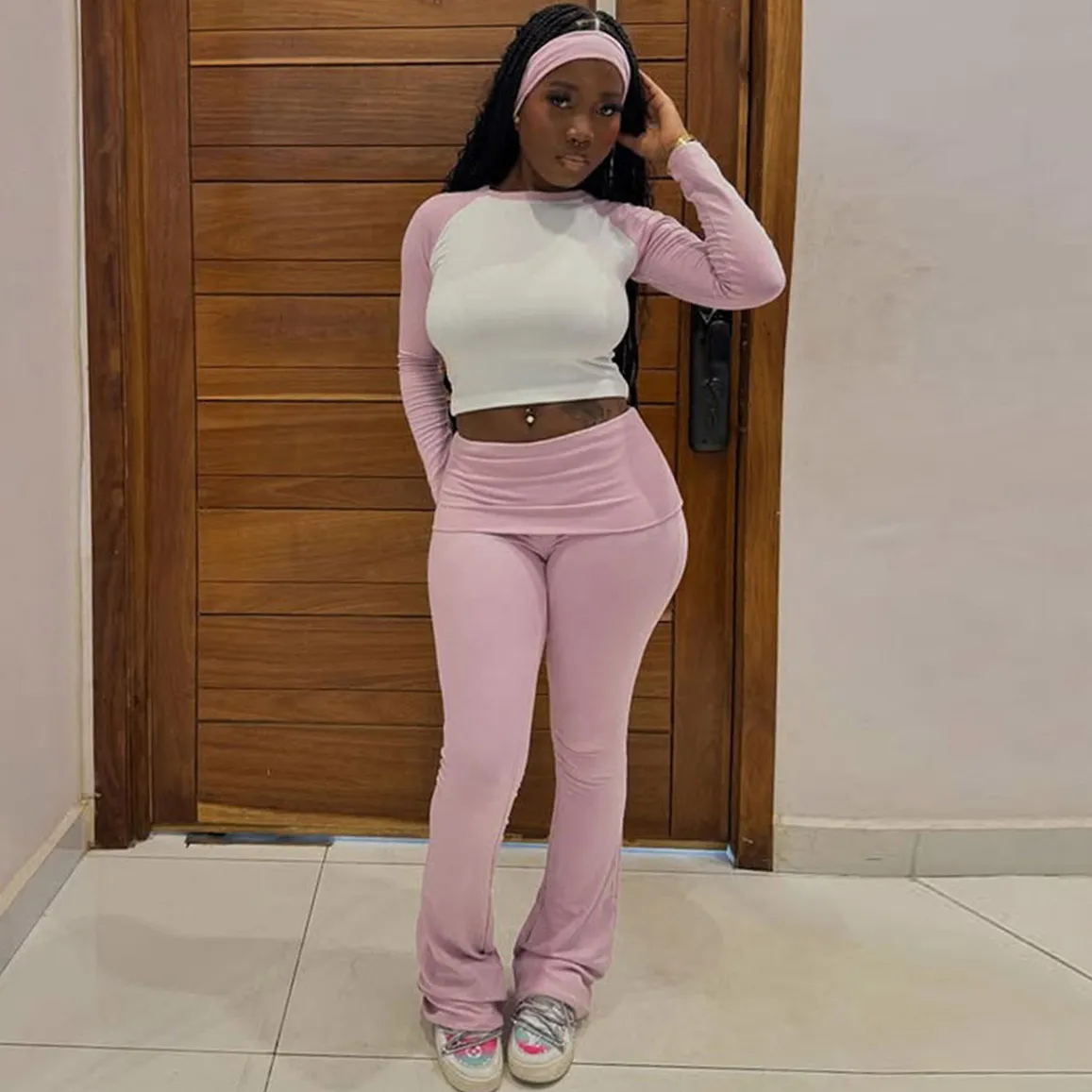 Women's Athleisure Casual Contrast Color Round-Neck Long Sleeve T-Shirt Tight Pants Set with Hairband