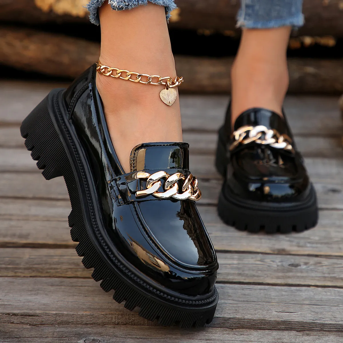Women Fashion Casual Patent Leather Round Toe Metal Buckle Thick Sole Loafers